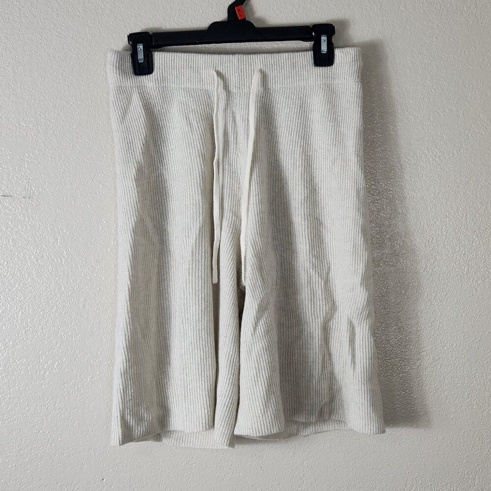 Johnny Was Calme Ribbed Bermuda Cashmere Shorts in Beige NWT Size S
